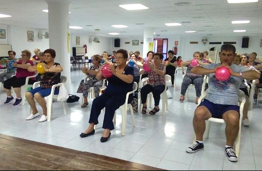 Los centros de mayores de la Balsa Vieja y El Paretón abren el 3 de septiembre el plazo de inscripción para sus talleres